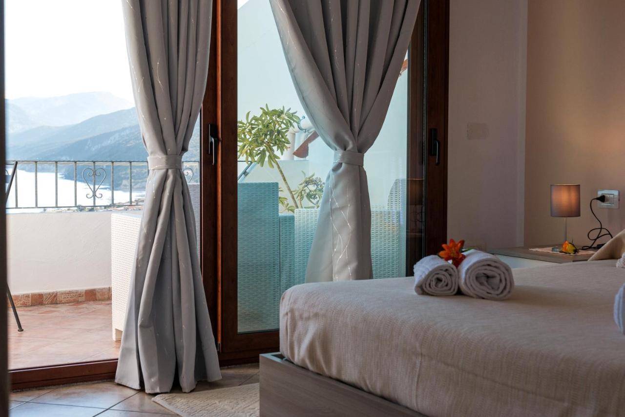 Apartamento Sebastian House Cala Gonone Exterior foto